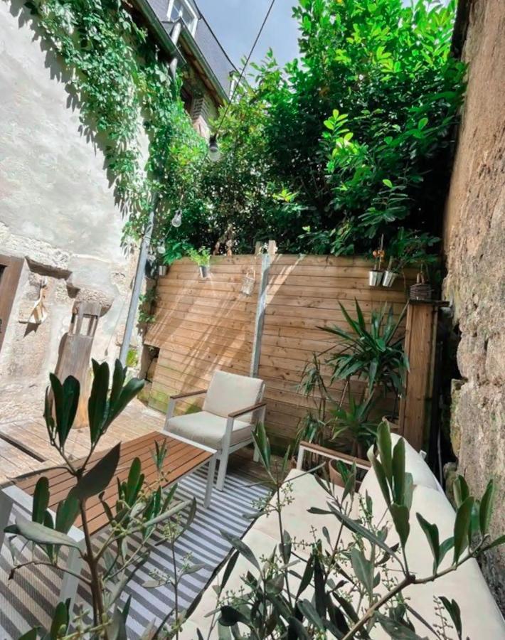 Loft Atypique Au Calme Avec Cour Privative Leilighet Bourges Eksteriør bilde